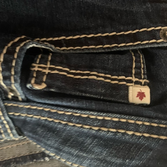 Jeans - Picture 4 of 4